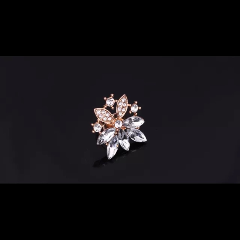 Lovely Rhinestone Necklace set - Picture 5 of 7